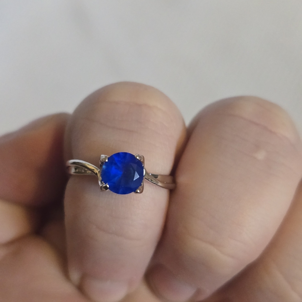 🚨3/30% OFF🚨Bubbly Belle Bath Bomb Ring- Size 7